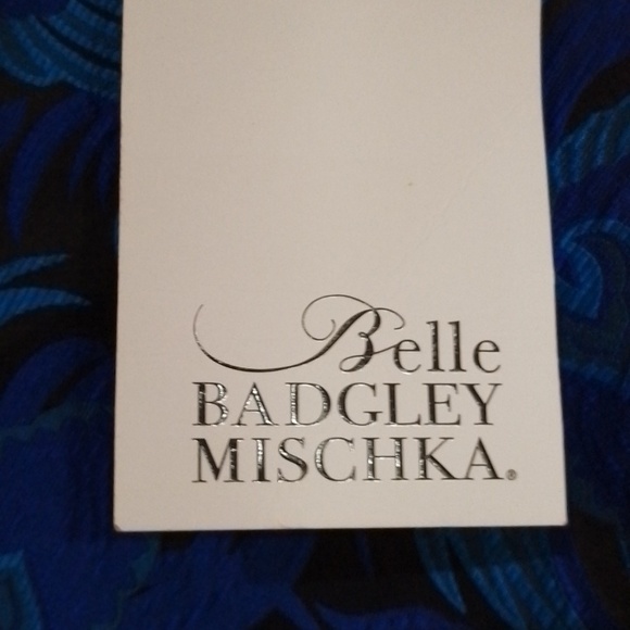 A4 Badgley Mischka 4 blue floral pattern with 2 tiered sleeve - Picture 6 of 10